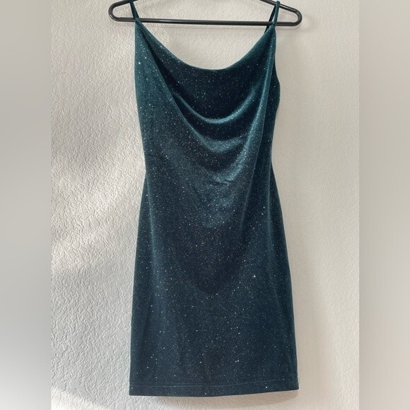 Epiphany Dark Green Sparkling Sleeveless Part Dress Soft Velvety Size Small - Picture 2 of 7